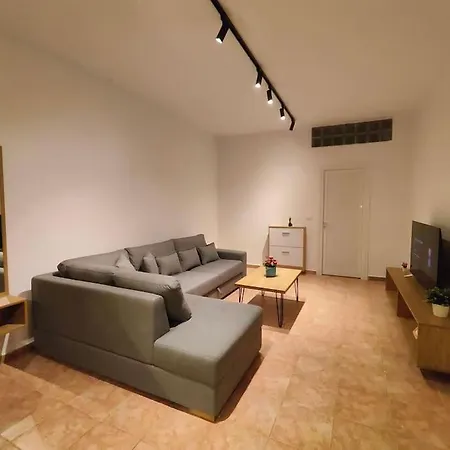 Center 1 Apartamento Tirana